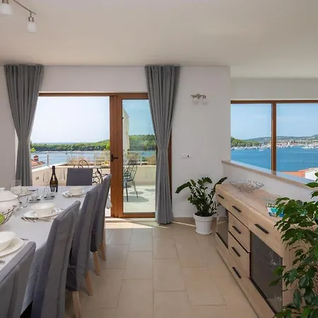 Luxury Natali With Pool Rogoznica (Sibenik-Knin)