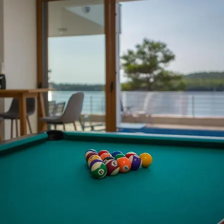 Luxury Natali With Pool *