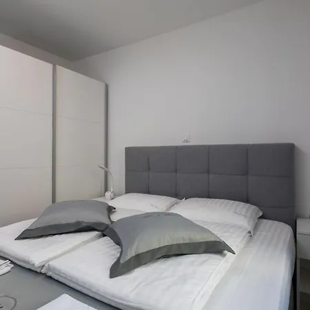 Luxury Natali With Pool * Rogoznica (Sibenik-Knin)