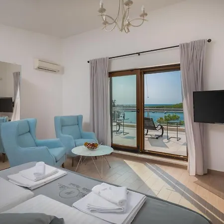 Apartamento Luxury Natali With Pool