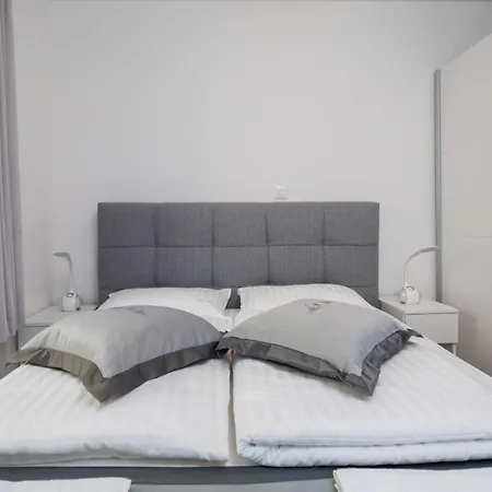 Apartamento Luxury Natali With Pool Rogoznica (Sibenik-Knin)